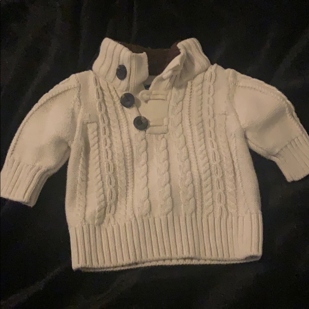 0-3 month baby gap sweater